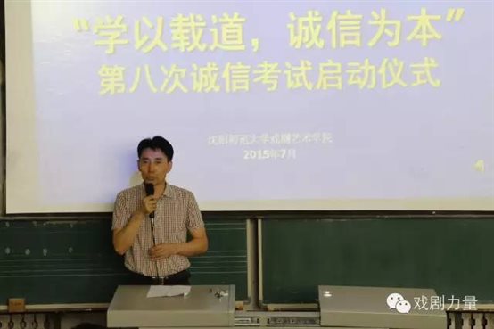 E951FEE52A7E8C6C094CBA4424802FF4